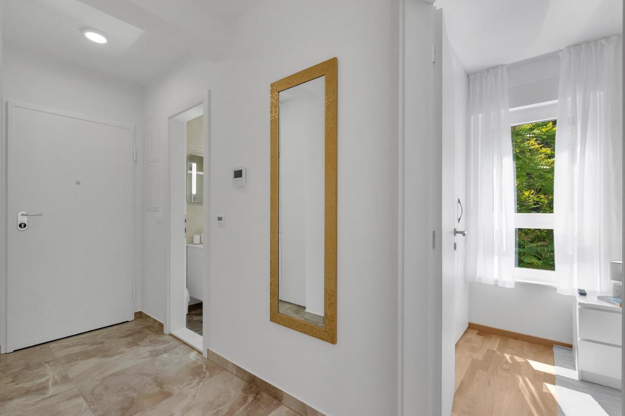 Apartment M&L Makarska Bagian luar foto
