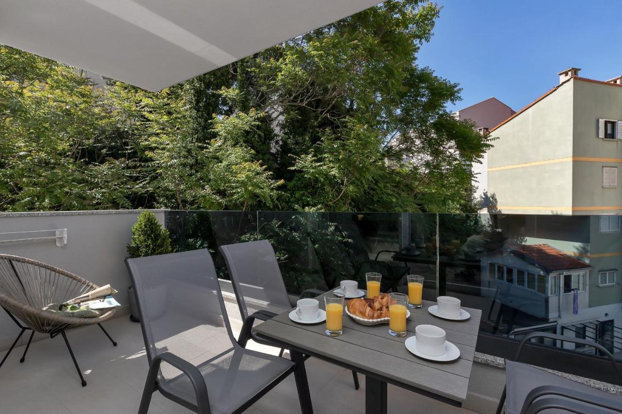 Apartment M&L Makarska Bagian luar foto