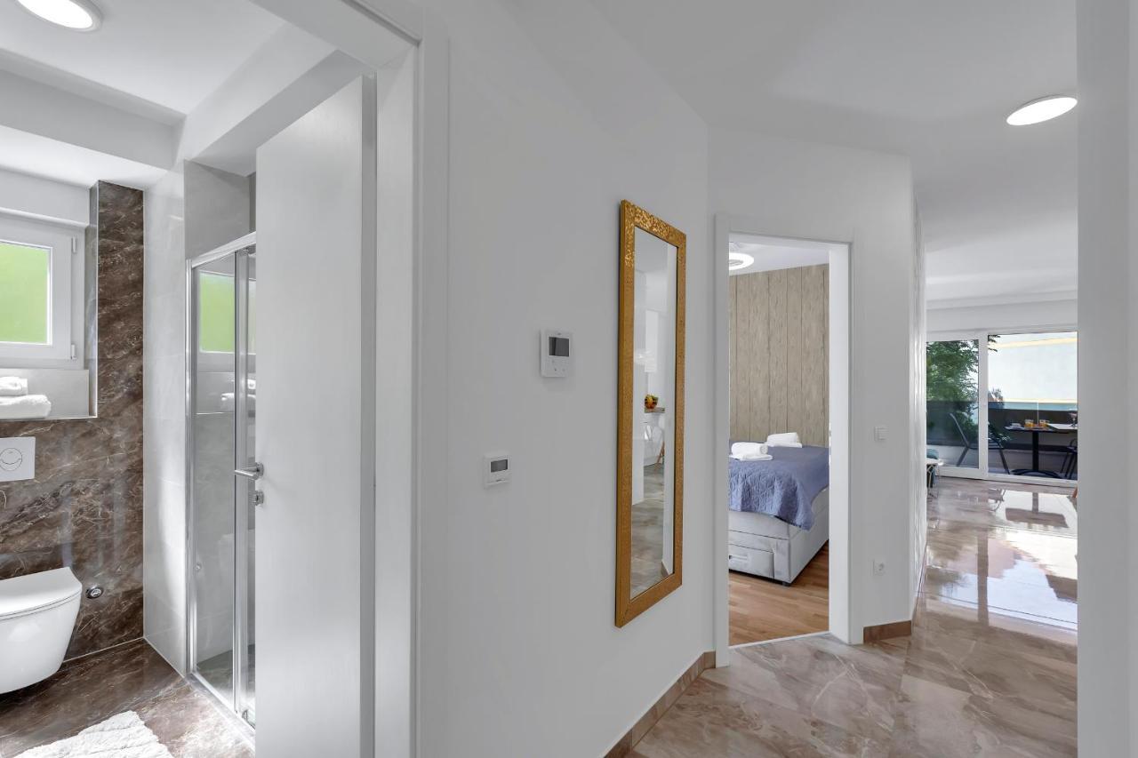 Apartment M&L Makarska Bagian luar foto