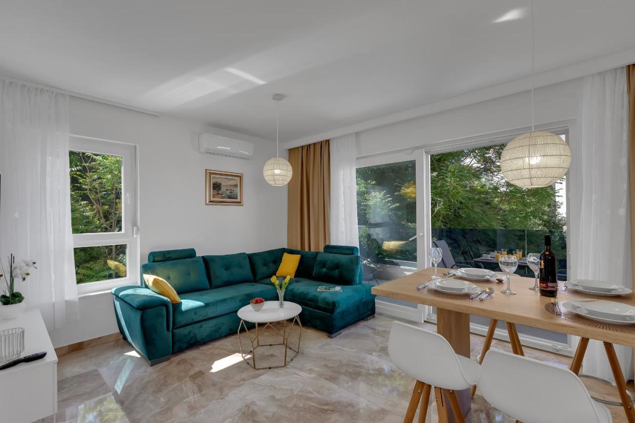 Apartment M&L Makarska Bagian luar foto